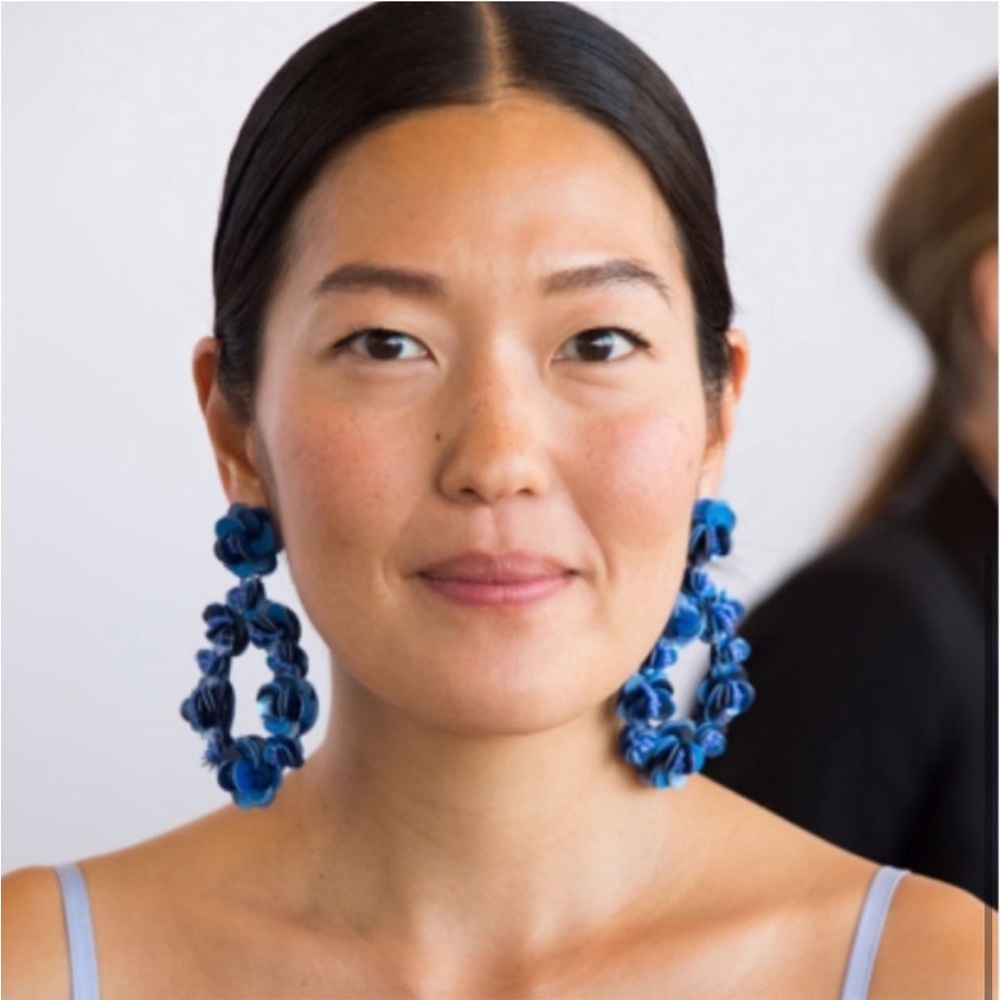 🌱 J. Crew Leather backed sequin petal earrings - Picture 3 of 8